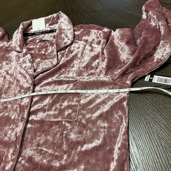 NWT Nicole Miller Crushed Velvet Mauve Fusion Pajama Top, Women’s size Small - Picture 8 of 11